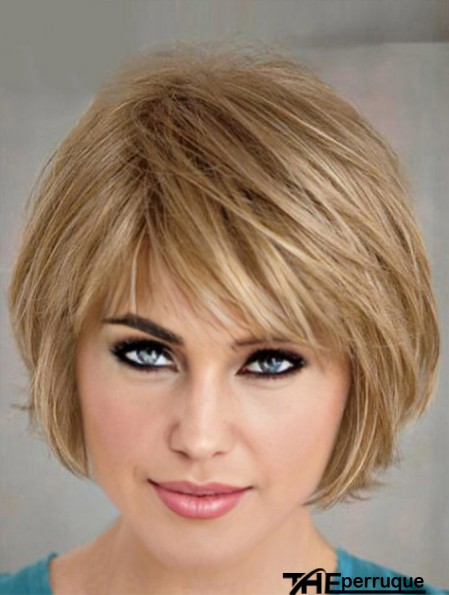 Coupes de cheveux en couches courtes Bobs de couleur blonde Coupez le style droit